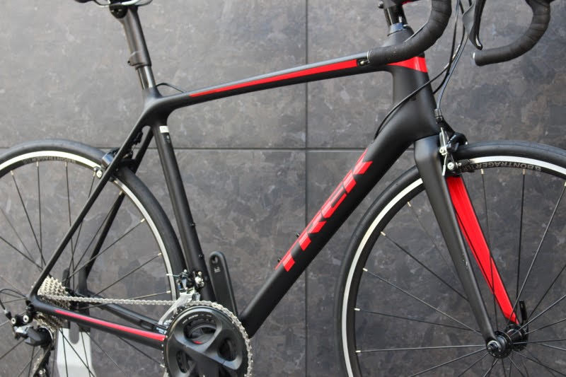 TREK EMONDA SL5 カーボン ロードバイク 買取入荷！